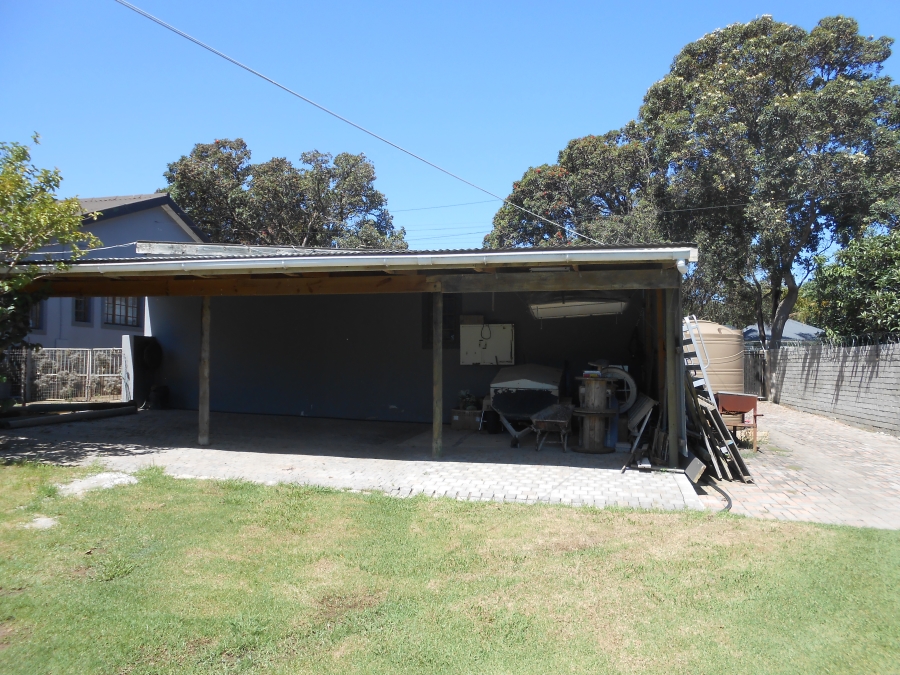 3 Bedroom Property for Sale in Humansdorp Eastern Cape